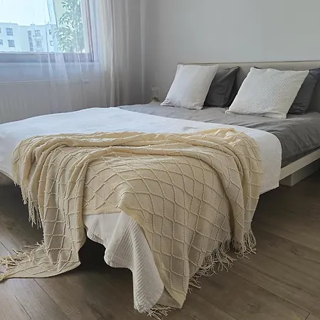 Altoria Apartament *