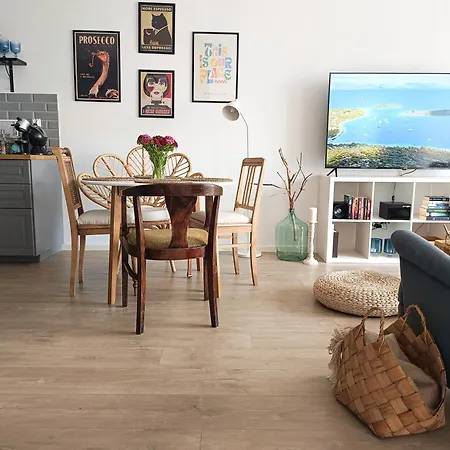Altoria Apartment